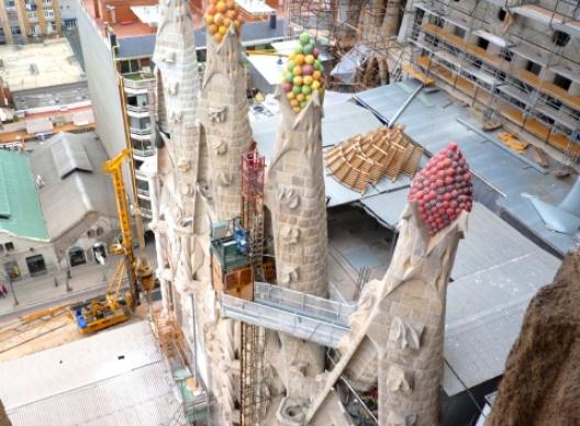 サグラダ・フアミリア 83