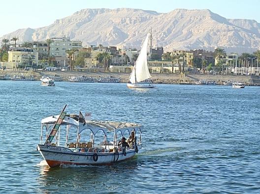 ルクソール、ナイル 2