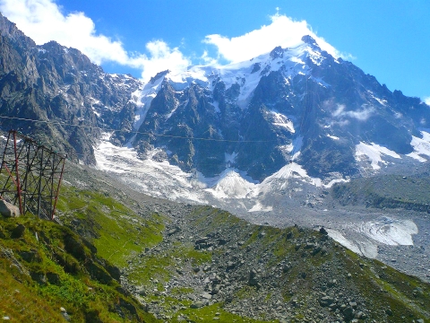 プラン・ド・エギーユ駅からエギーユ・デュ・ミディ駅へ 2
