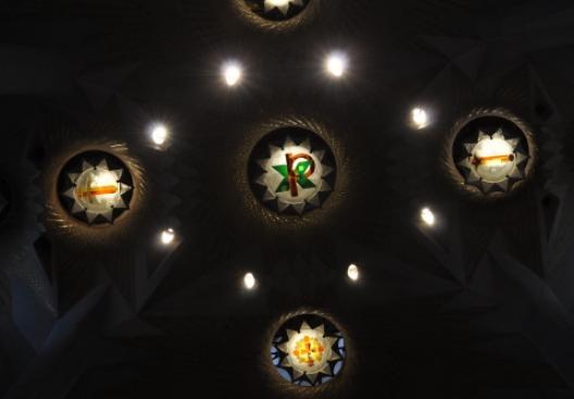 サグラダ・フアミリア 76