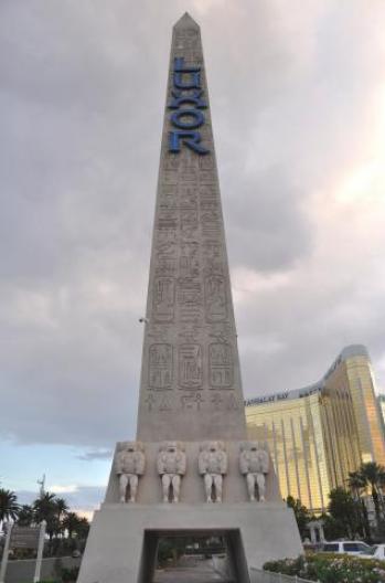 ホテル・ルクソール　1