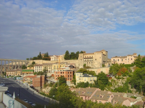 セゴビアの街とローマ水道