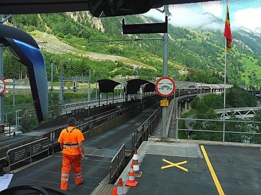 カートレイン 9