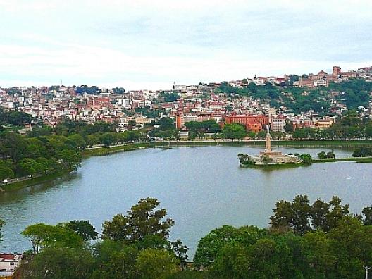 アンタナナリボ 1