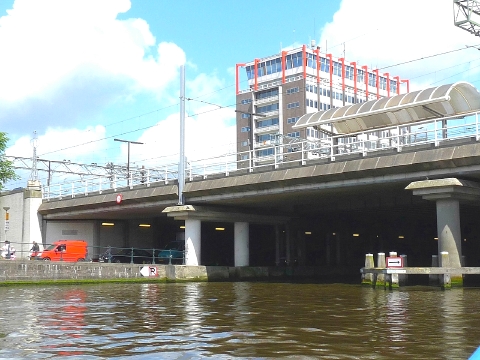 キャナルクルーズ 10