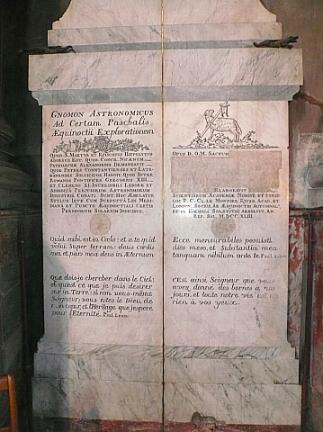 パリのサン・シュルビス教会のオベリスク台座