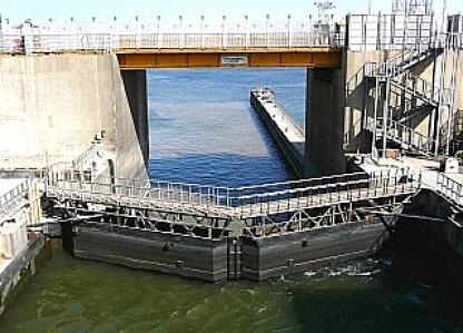 ナイル川、エスナ水門 11