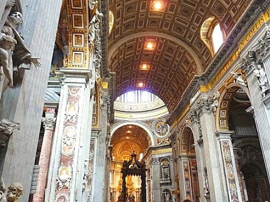 サン・ピエトロ寺院　3