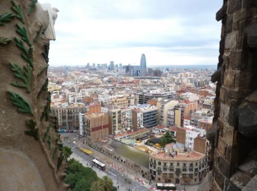 サグラダ・フアミリア 54