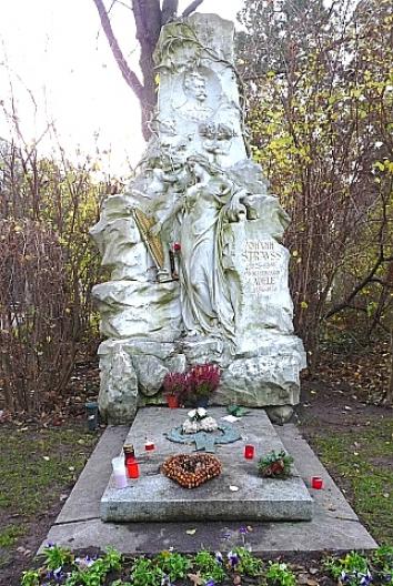 ウイーン中央墓地 28