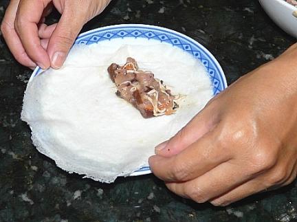 ベトナム中部地方の揚春巻 4