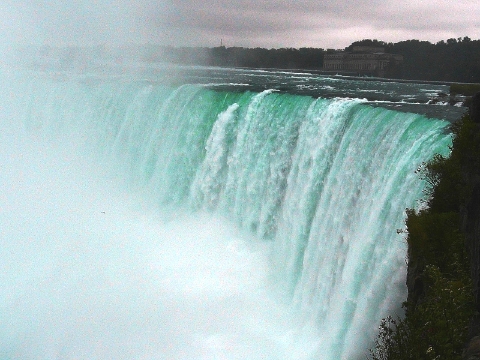 ナイアガラ・フォールズ　1
