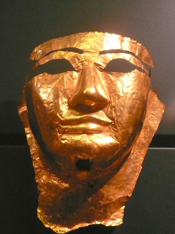 ミイラのマスク 1
