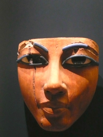 ミイラのマスク 2