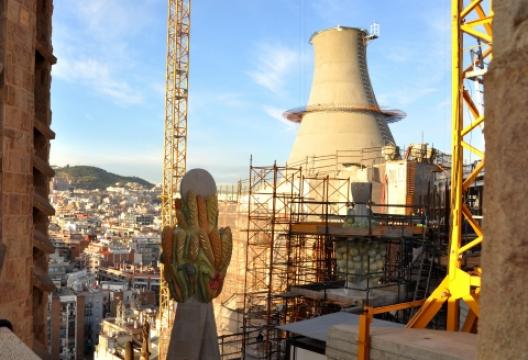 サグラダ・フアミリア 73