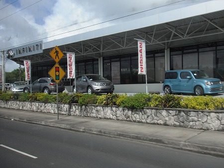 日産　インフィニティ　展示場2　グアム