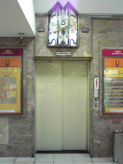 松坂屋・１階エレベーター