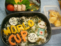 弁当６．１２「パンダと似ているサッカーボール」