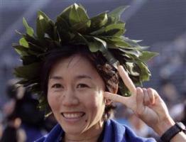 五輪連覇に期待がかかる野口みずき。笑顔でレースを振り返った