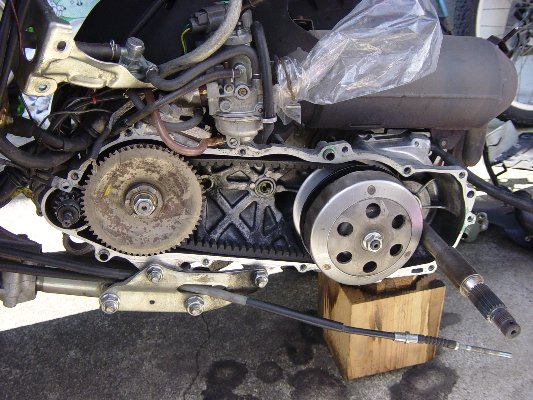 キタコのプーリーと純正ベルトに交換