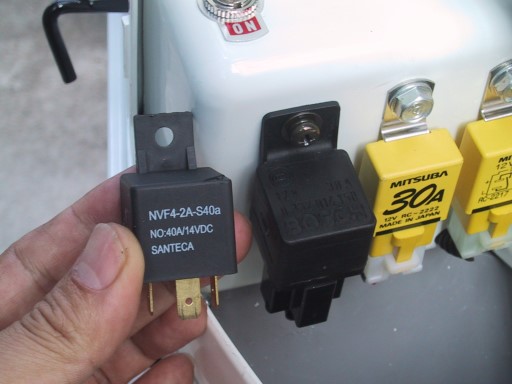 サンテカのリレーとボッシュのリレー