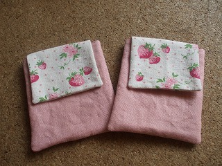 yuwaいちご　ハンカチポケット