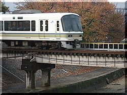 電車061127-2.jpg