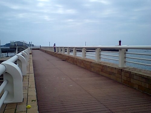 だ～れもいない海～♪