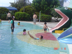 グアム　プール