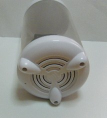 pomme Bath Speaker　下から見た