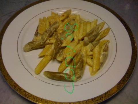 ごぼうペンネのクリームソース