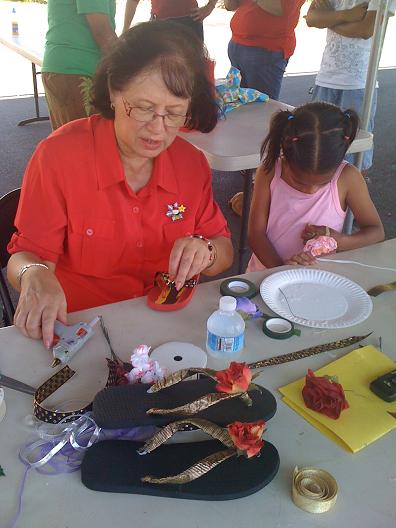 CDDV christmas at shelter4.jpg