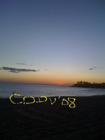 マカハ・サーフィングビーチのサンセット