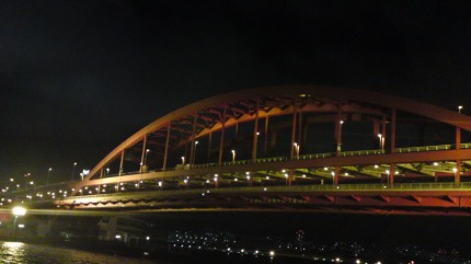 神戸3.
