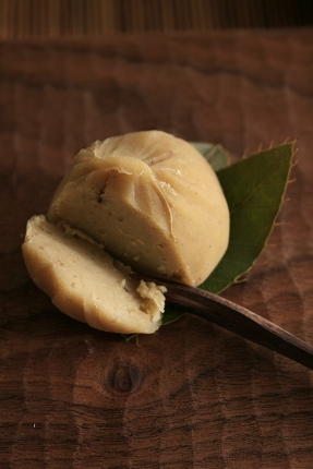 鈴懸け　栗きんとん3.