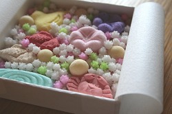 甘春堂の金平糖とお干菓子