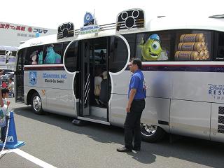 モンスターズインクのバス