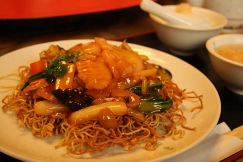 翠園の炒麺ランチ