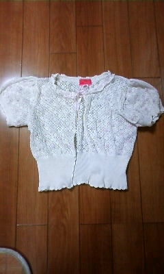 プティローズニット白