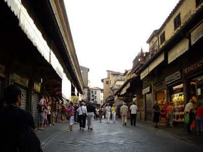 こんな具合にお店が並び