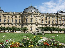 レジデンツ庭園２