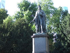 フランクフルトでゲーテと間違えた銅像