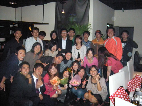 食べ飲みメンバー集合写真☆