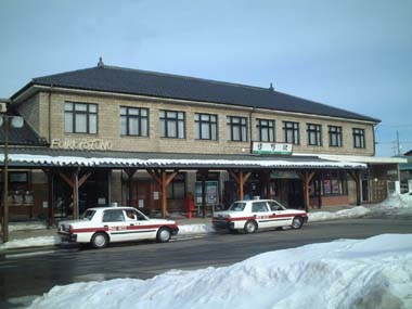 東北4-16遠野駅