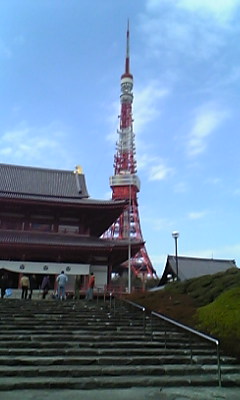 増上寺から見た東京タワー