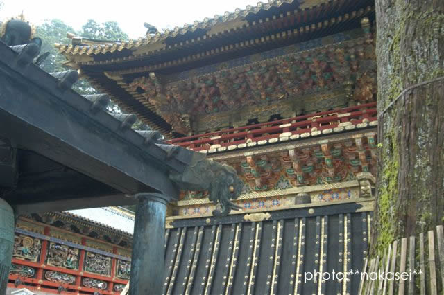 08.8.18撮影 陽明門付近