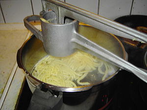Spetzle