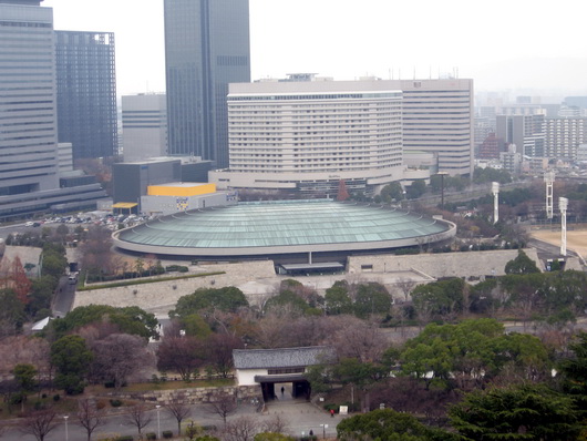 大阪城ホール遠景.jpg