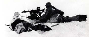 MG42Team（winter、in　Russia）.jpg