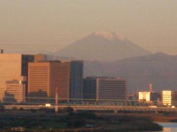 １０年多摩川川崎富士山１１月１１日早朝.JPG